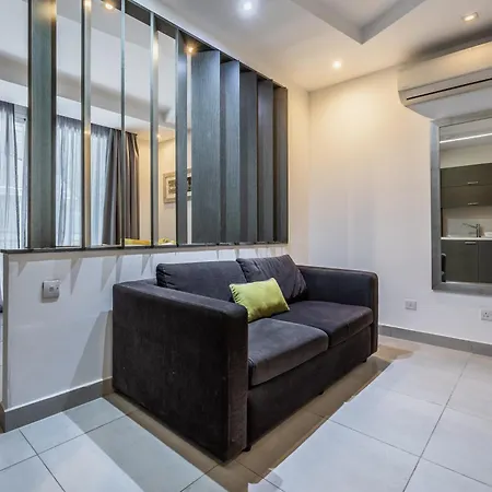 朱利斯旅馆 招待所 4*