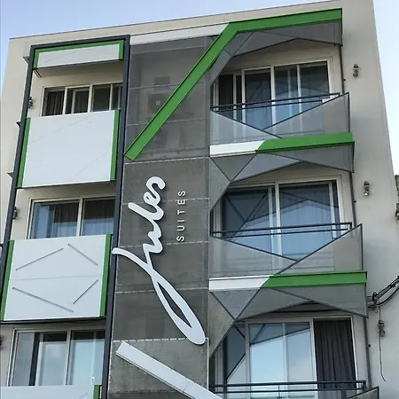 Jules 4* Saint Julian's