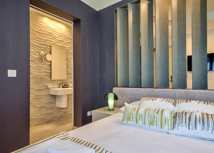 Jules Saint Julian's