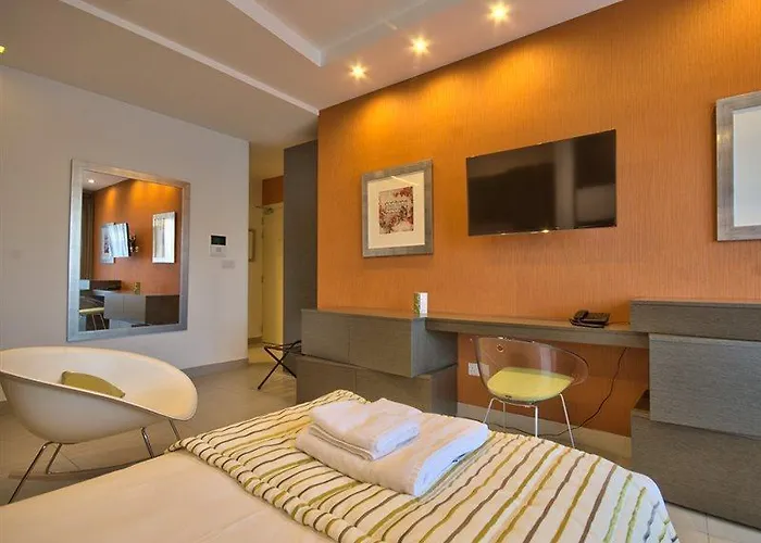 Jules Saint Julian's