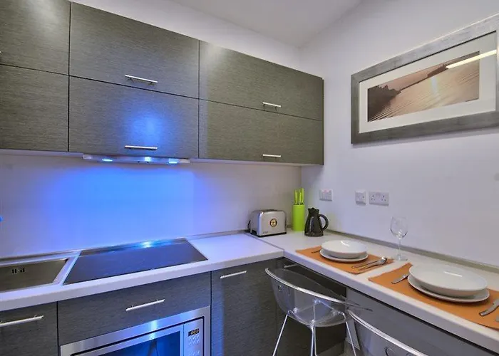 Pensiune Jules St. Julian's