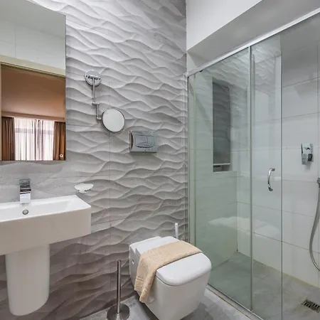 朱利斯旅馆 招待所 Saint Julian's