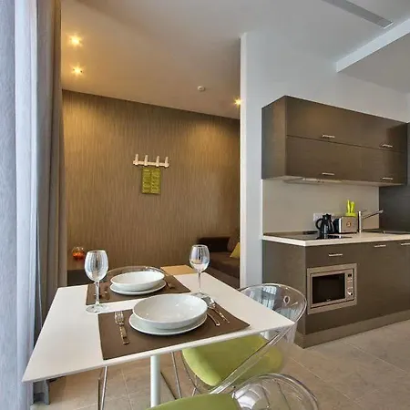 朱利斯旅馆 招待所 4*